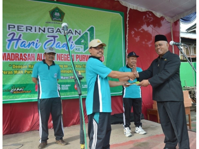 HUT ke-41 MAN Purworejo Berlangsung Meriah