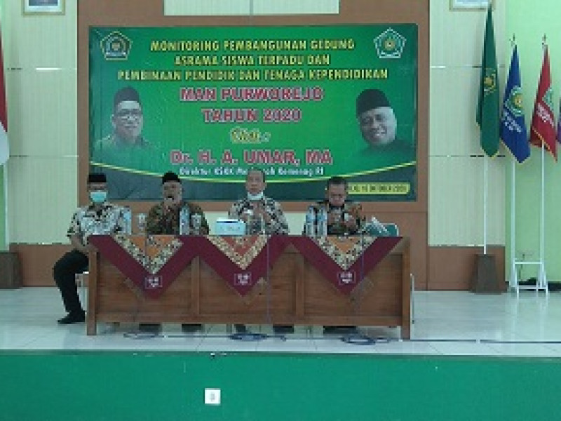 Pembinaan Untuk Mewujudkan Madrasah Berprestasi oleh Direktur KSKK Madrasah Kementerian Agama RI