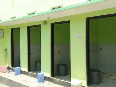 TOILET BERSIH DAN SEHAT