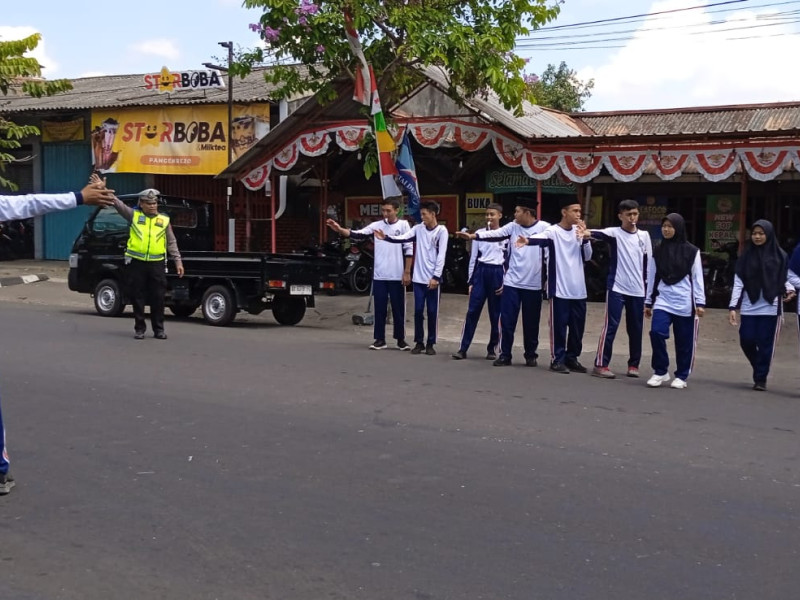 Pelatihan PKM MAN Purworejo Siap Amankan Madrasah