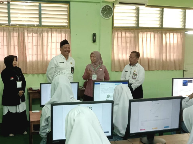 Kepala Kankemenag Purworejo Monitoring Pelaksanaan ANBK di MAN Purworejo