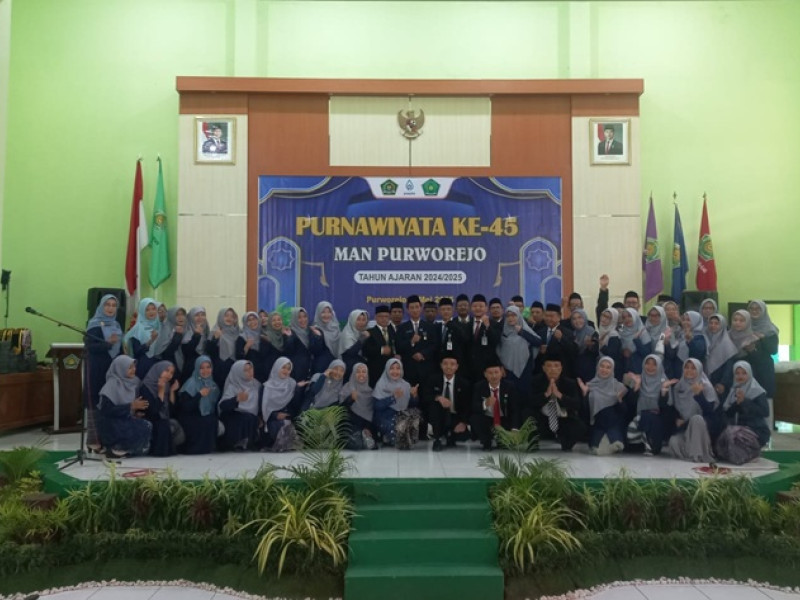 Purnawiyata Siswa Kelas XII MAN Purworejo 2025 Khidmat dan Penuh Haru
