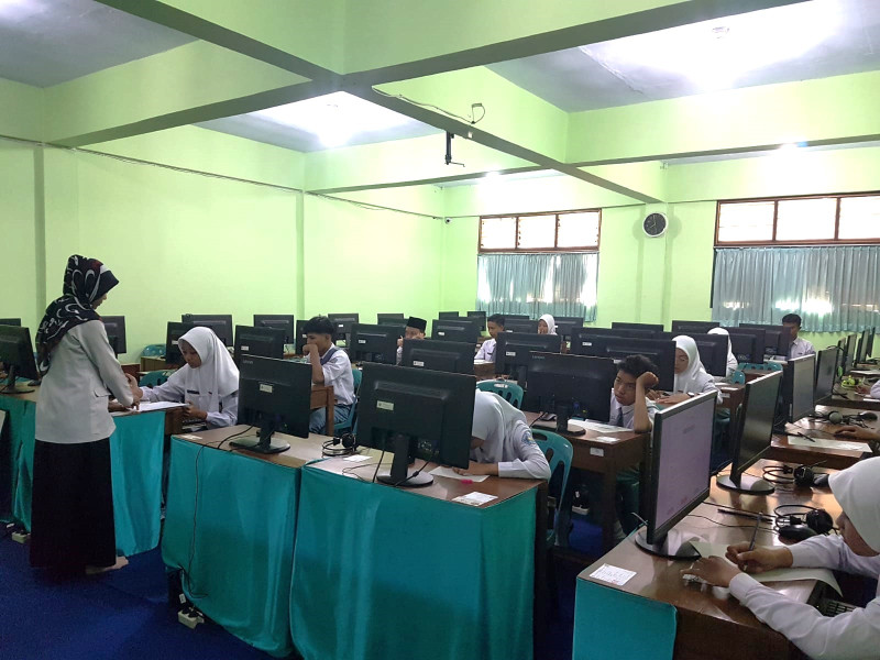 Pelaksanaan ANBK 2023 MAN Purworejo Berjalan Lancar