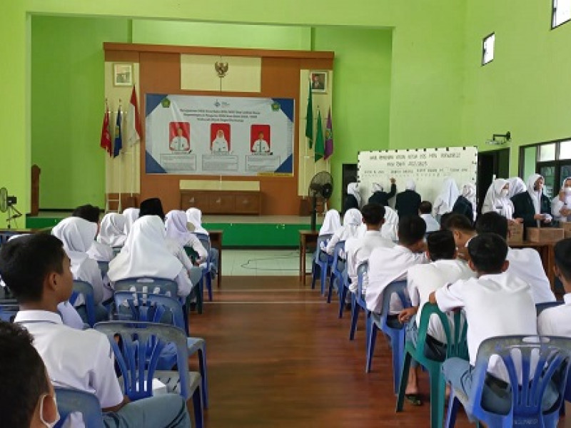 Belajar Demokrasi Melalui Pemilihan Ketua OSIS