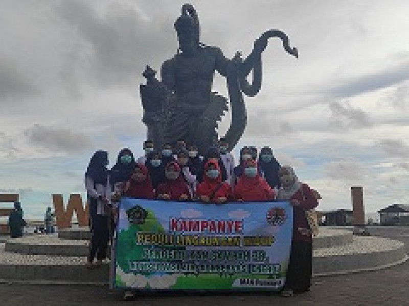 Kader Adiwiyata MAN Purworejo Susur Pantai Jatimalang